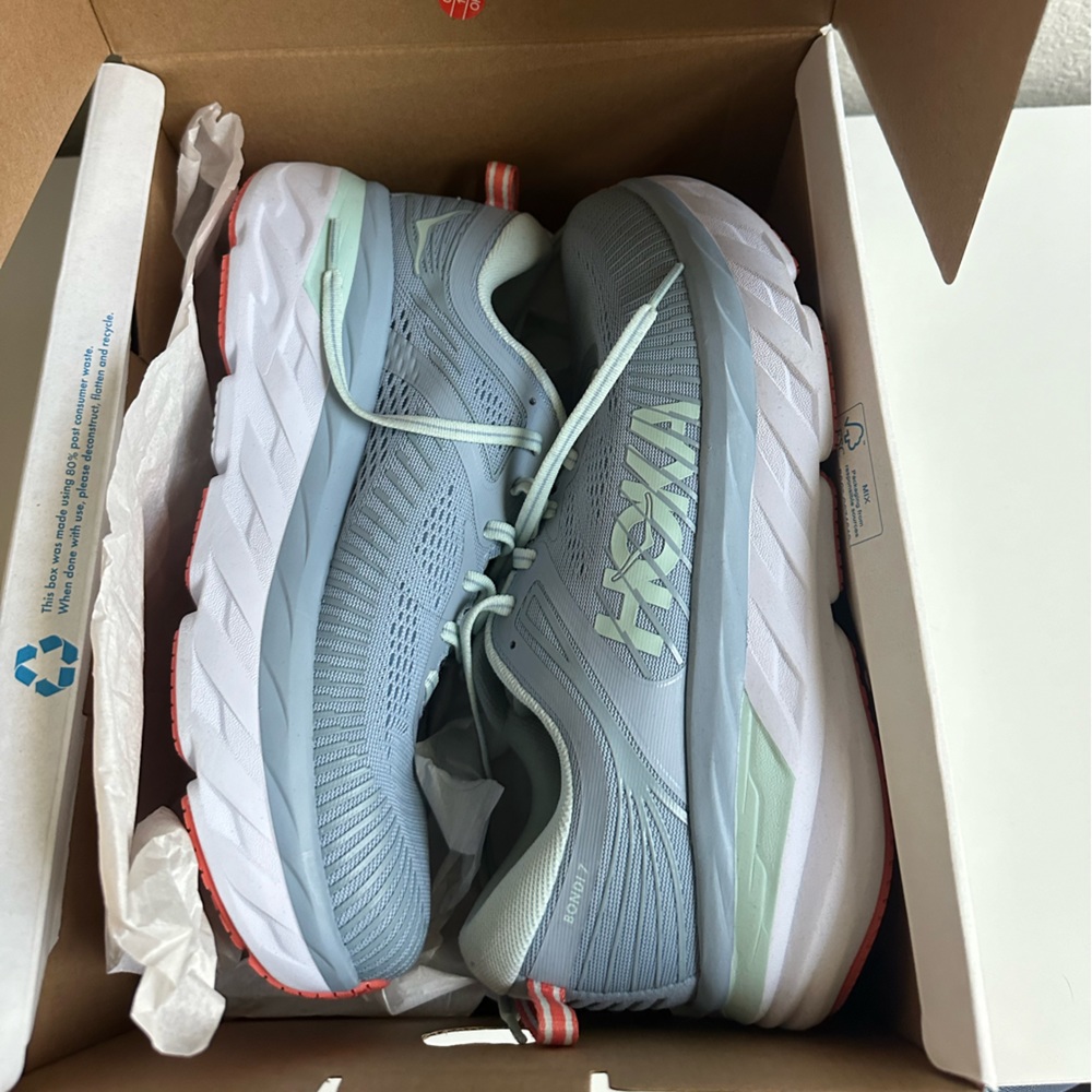 Hoka Bondi 7, size 8.5 wide.